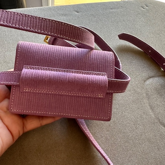 JACQUEMUS PURPLE (more like lavender) 'La CEINTURE BELLO' RIBBED BELT BAG - Picture 6 of 7
